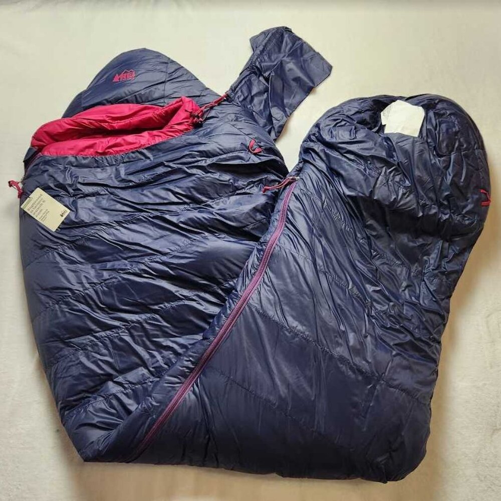 New women's REI Co-op Downtime 25 Sleeping Bag / Long Right Zip in Blue Nights
